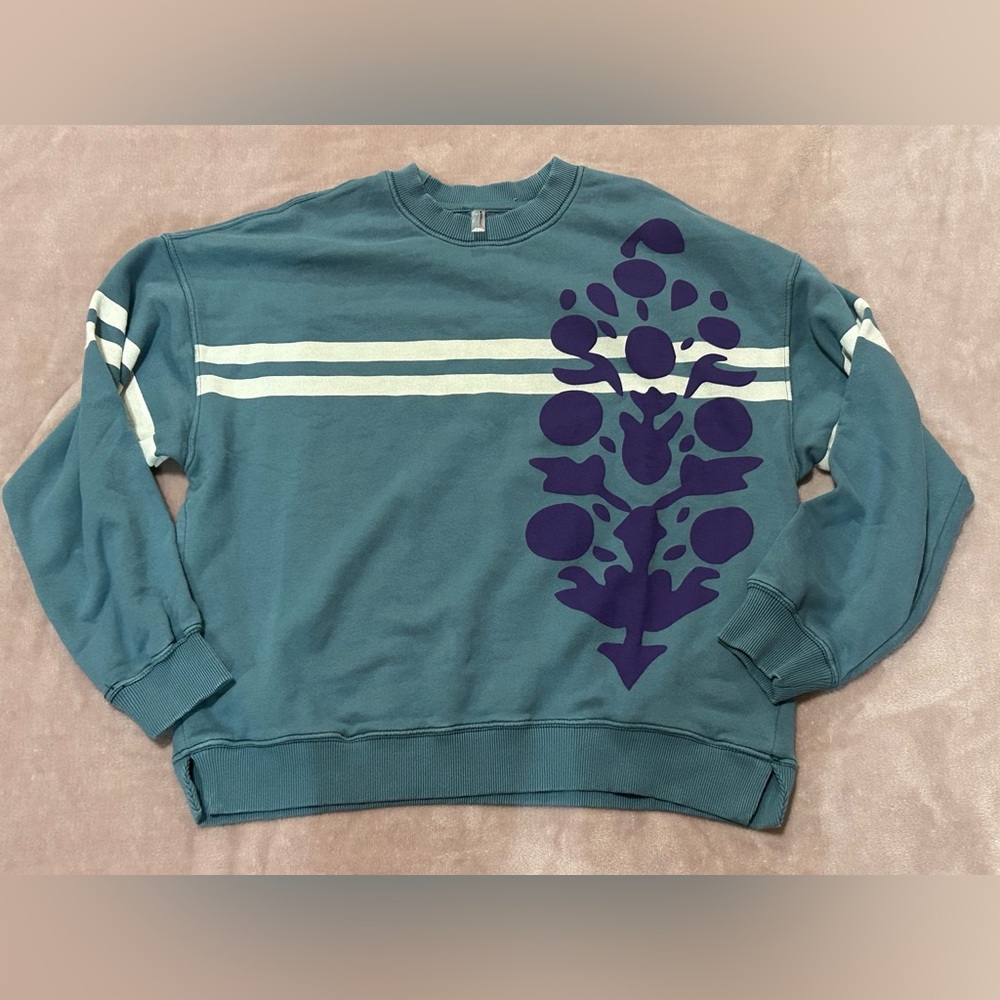 FREE PEOPLE MOVEMENT ALL STAR LOGO
PULLOVER XS